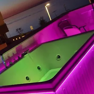 Luxury House Bed & Breakfast Bari